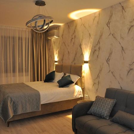 Rentforcomfort Sky Garden Studio Apartment Bucureşti Ngoại thất bức ảnh