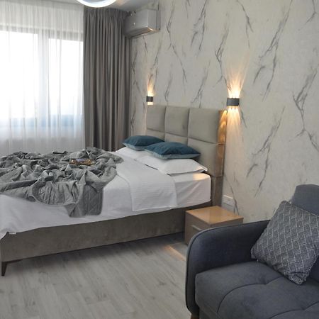 Rentforcomfort Sky Garden Studio Apartment Bucureşti Ngoại thất bức ảnh