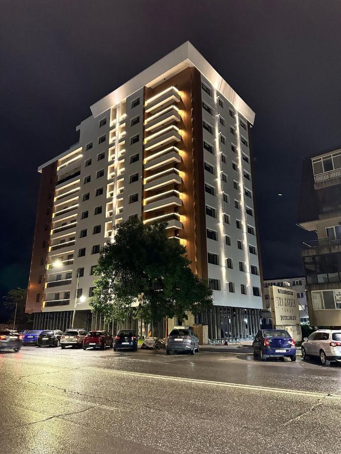 Rentforcomfort Sky Garden Studio Apartment Bucureşti Ngoại thất bức ảnh